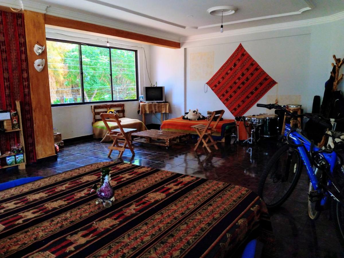 La Casita Feliz...!!! Lägenhet Cochabamba Exteriör bild